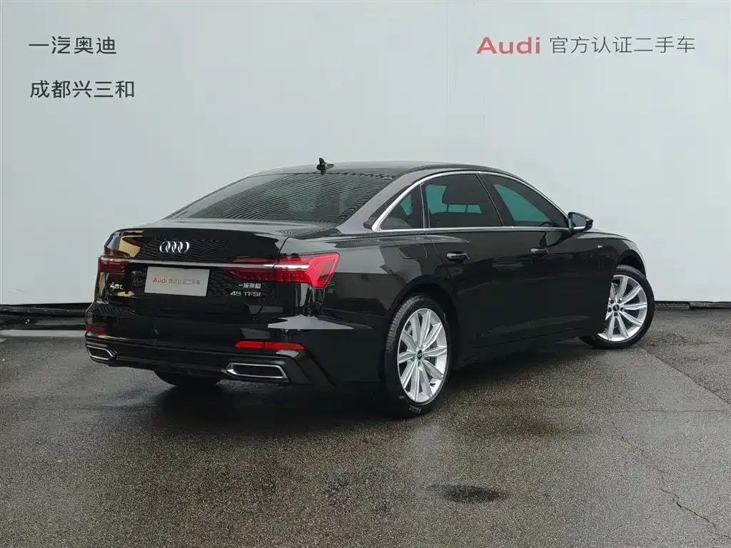 Audi A6L — фото 9
