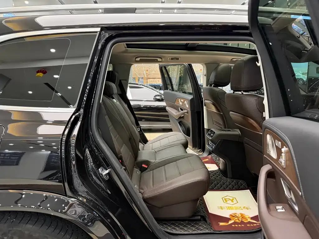 Mercedes-Benz GLS — фото 3
