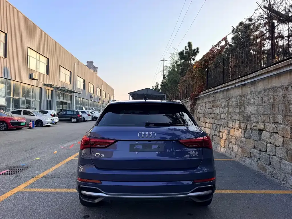 Audi Q3 — фото 3