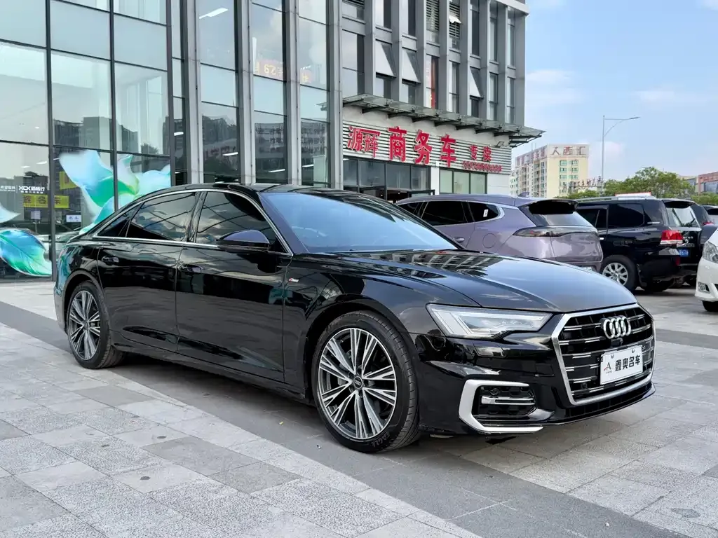 Audi A6L — фото 8