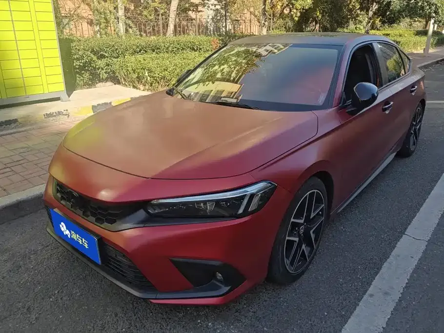 Honda Civic — фото 1