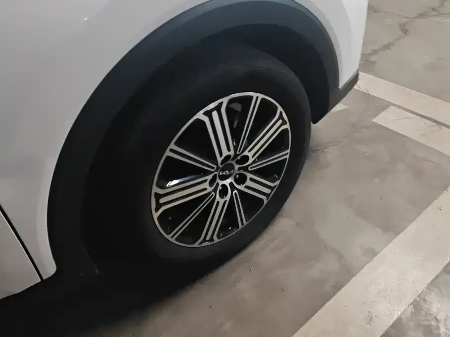 Kia Sportage — фото 3