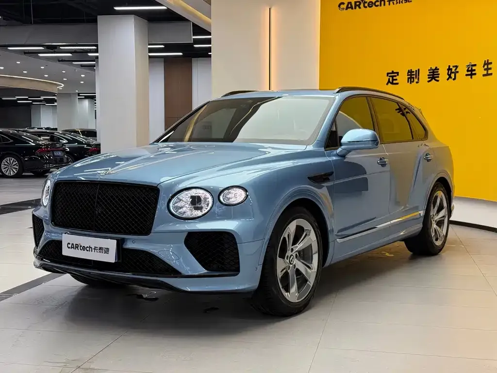 Bentley Bentayga — фото 1