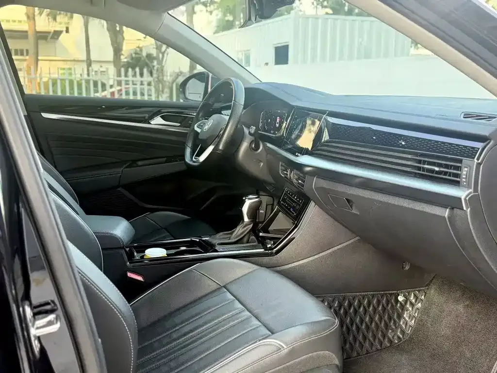 Volkswagen Passat — фото 8