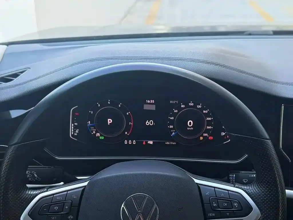 Volkswagen Passat — фото 2