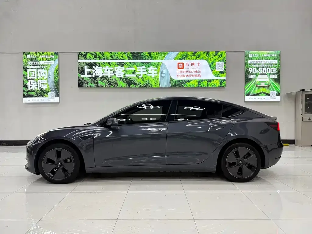 Tesla Model 3 — фото 6
