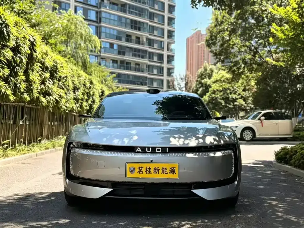 Audi E5 Sportback — фото 10