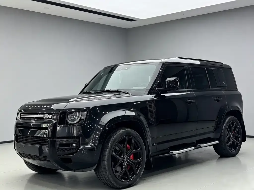 Land Rover Defender — фото 1