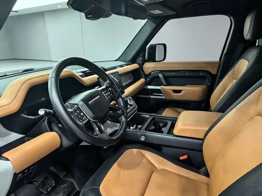 Land Rover Defender — фото 7