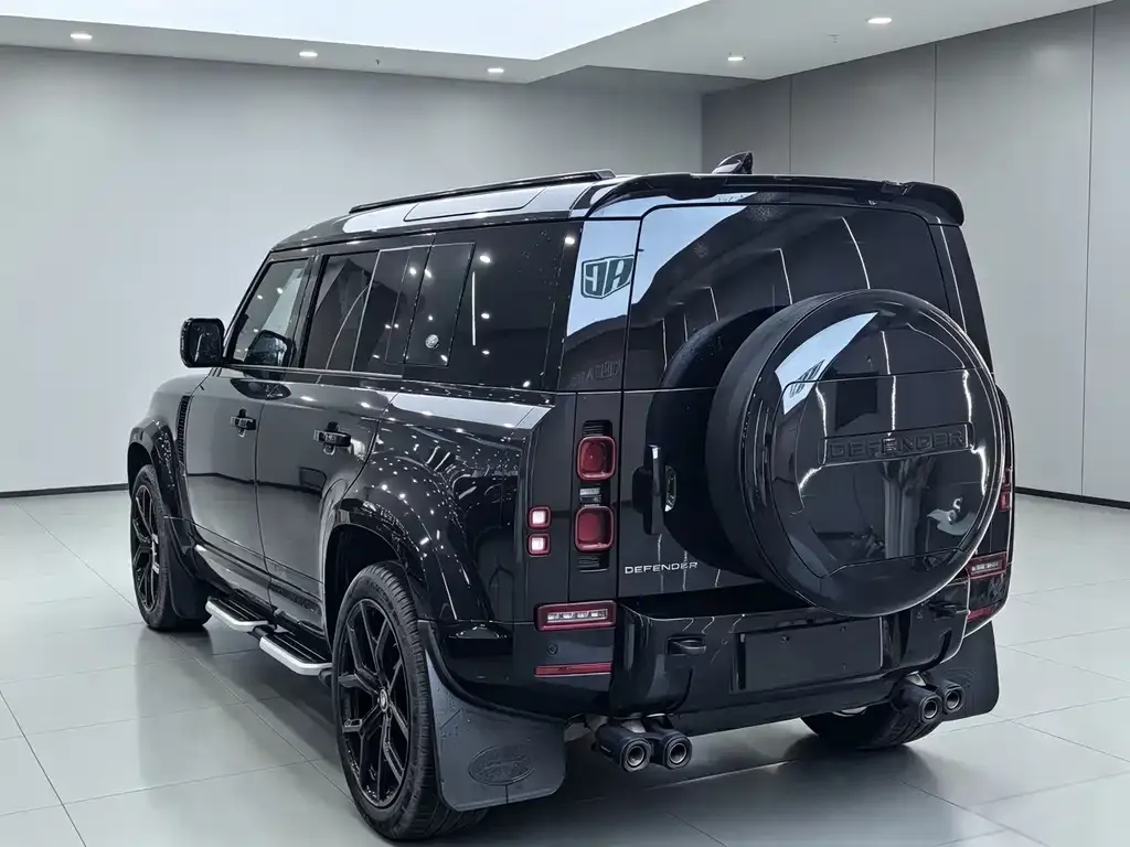 Land Rover Defender — фото 4