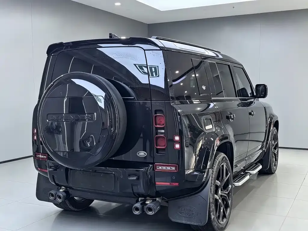 Land Rover Defender — фото 5