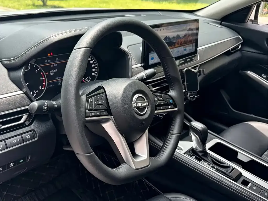 Nissan Teana — фото 6