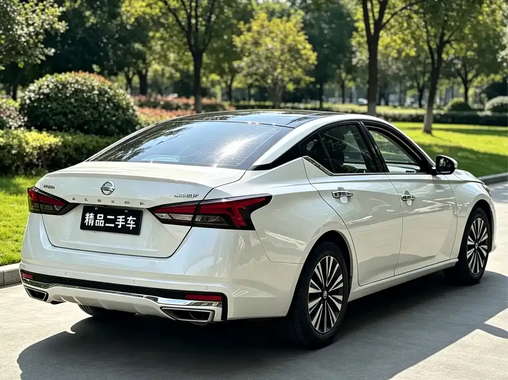 Nissan Teana — фото 9