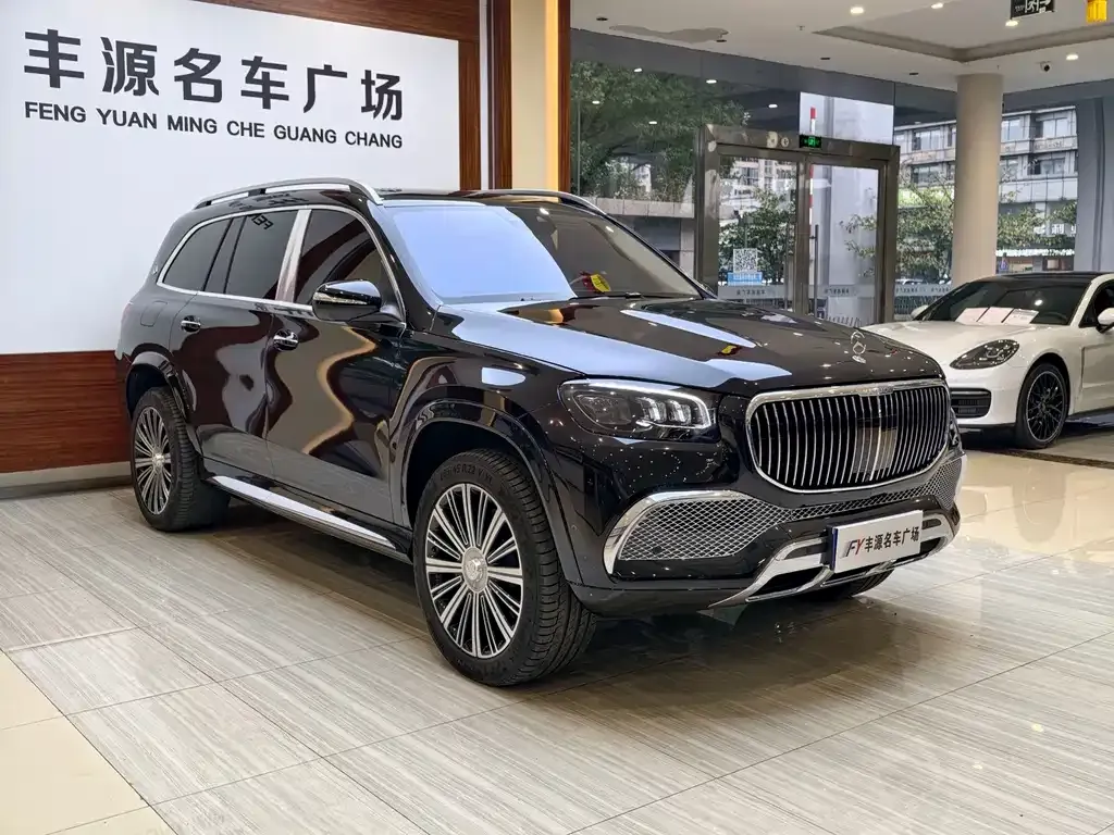 Mercedes-Benz GLS — фото 9