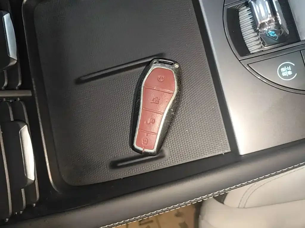 BYD Seal 06 — фото 10