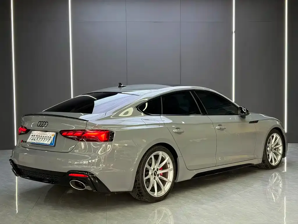 Audi RS 5 — фото 9