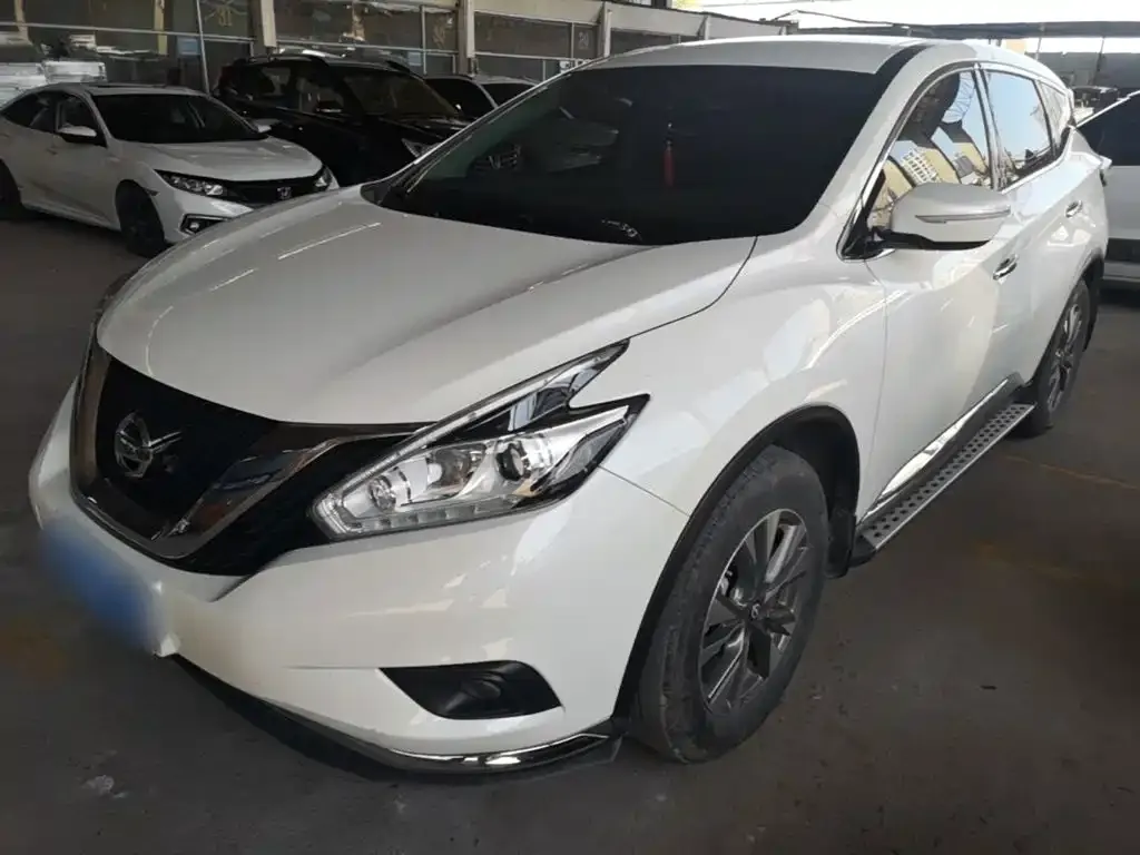 Nissan Murano — фото 1