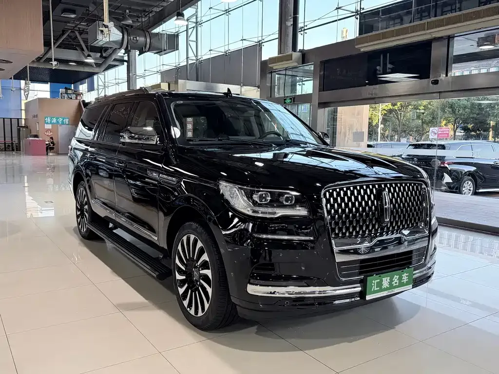 Lincoln Navigator — фото 7