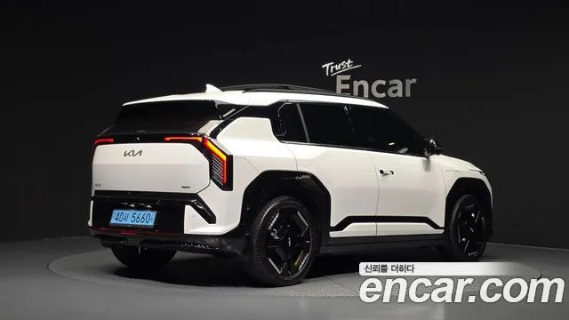 Kia EV3 — фото 4