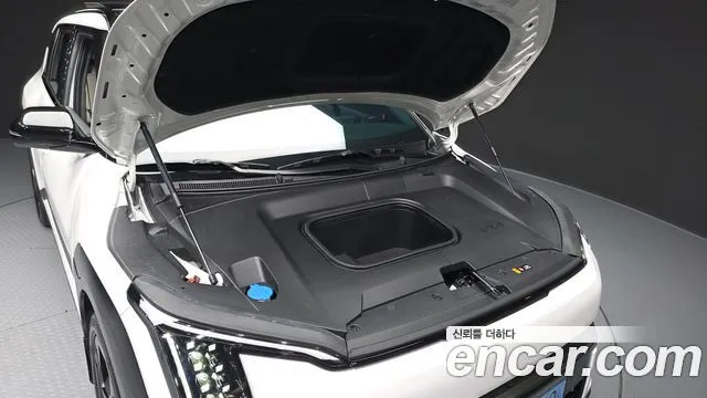 Kia EV3 — фото 8