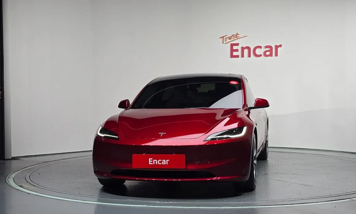 Tesla Model 3 — фото 3