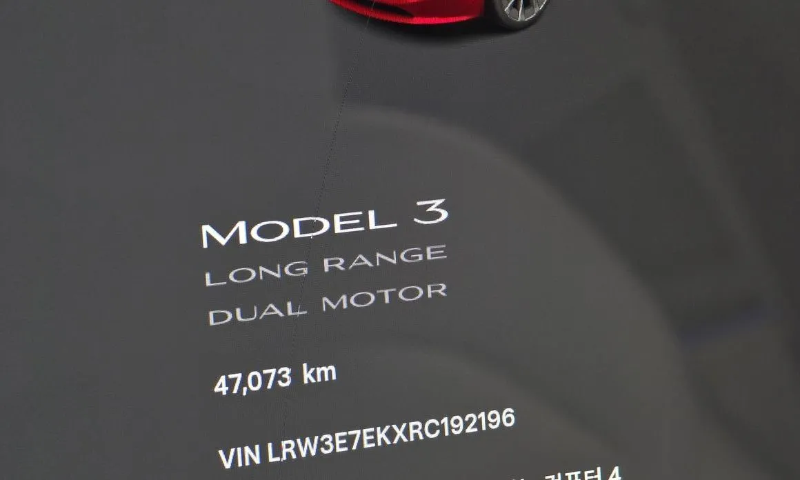 Tesla Model 3 — фото 4