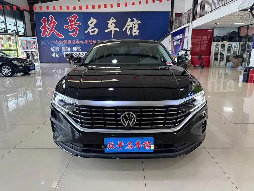 Volkswagen Passat — фото 8