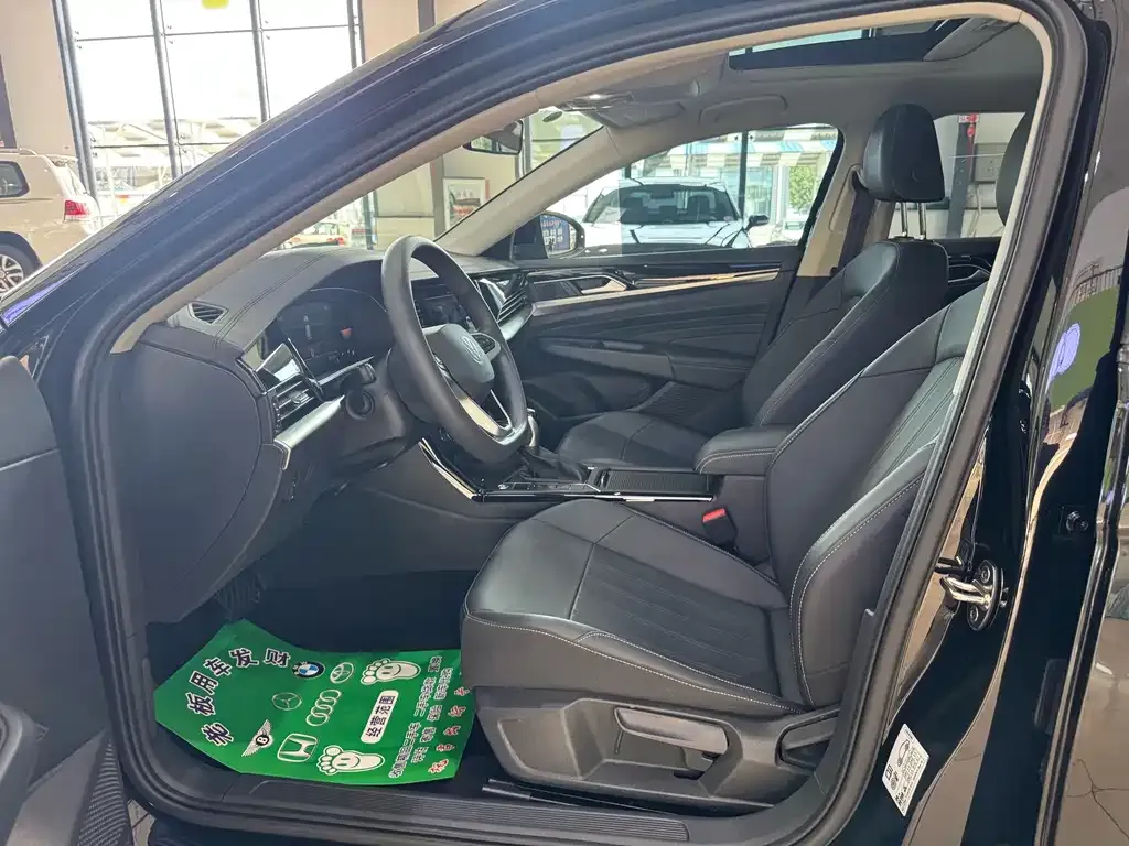 Volkswagen Passat — фото 5
