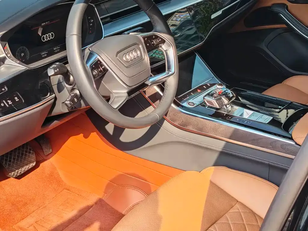 Audi A8 — фото 8
