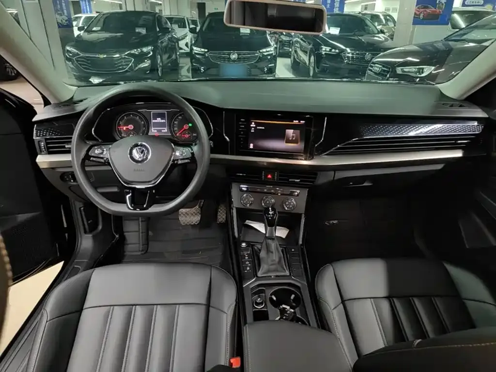 Volkswagen Passat — фото 7