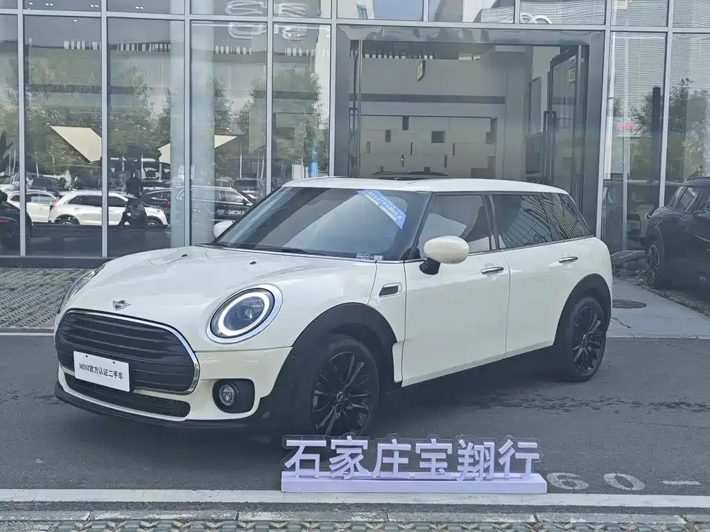 MINI Clubman — фото 1