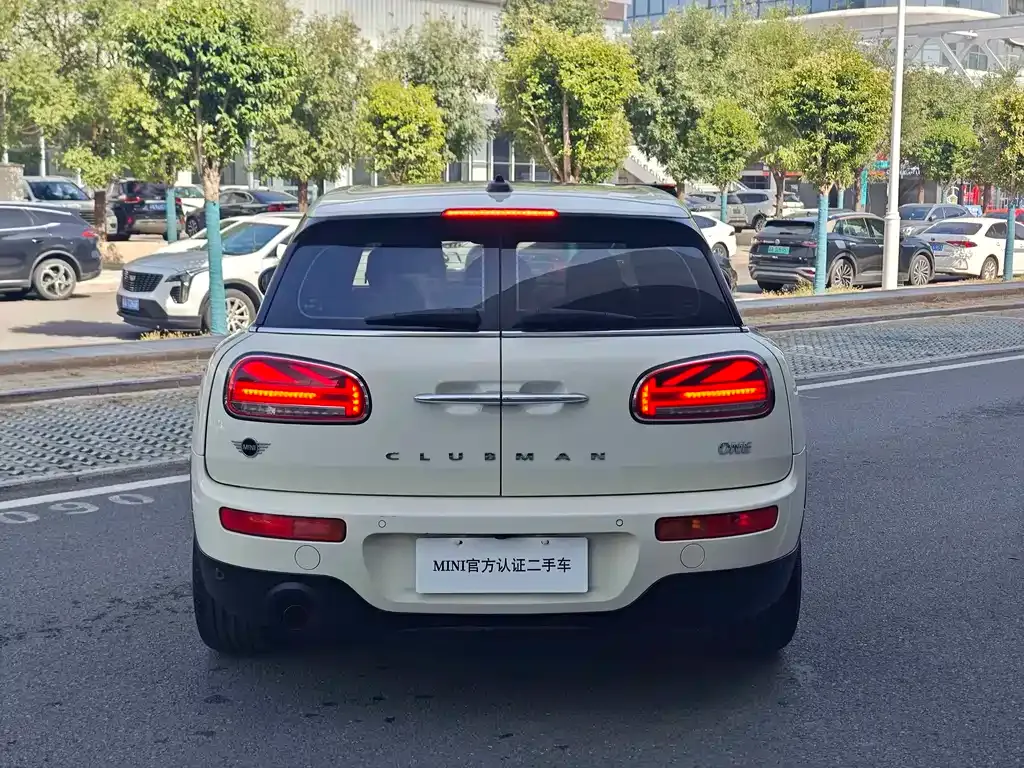 MINI Clubman — фото 9