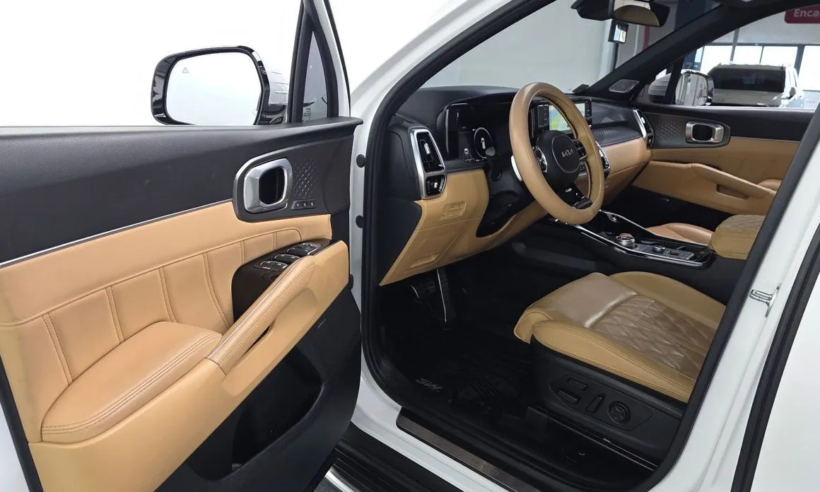 Kia Sorento — фото 7