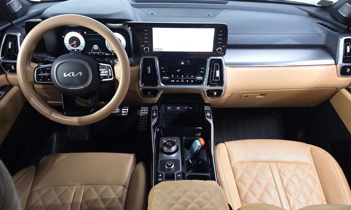 Kia Sorento — фото 8