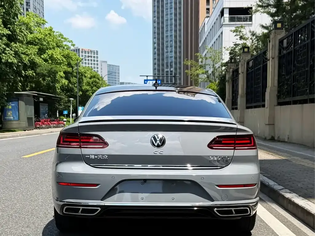 Volkswagen CC — фото 4