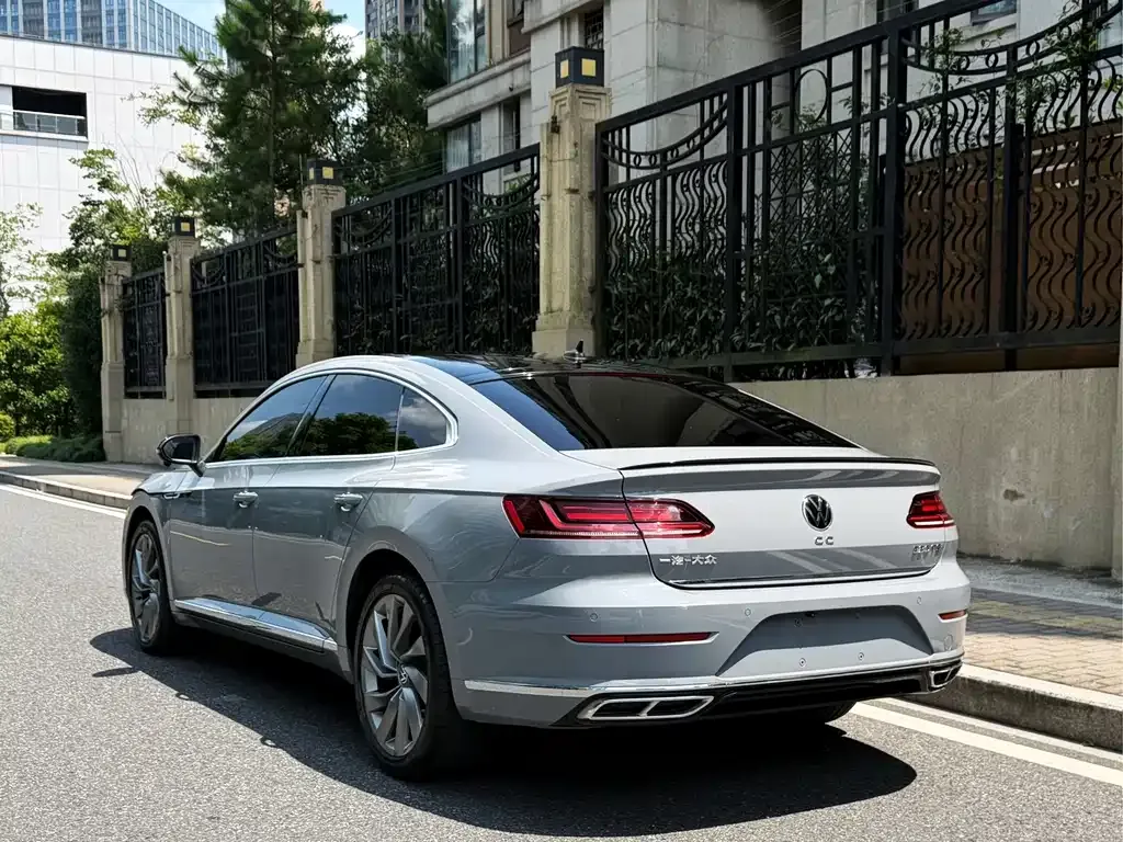 Volkswagen CC — фото 9