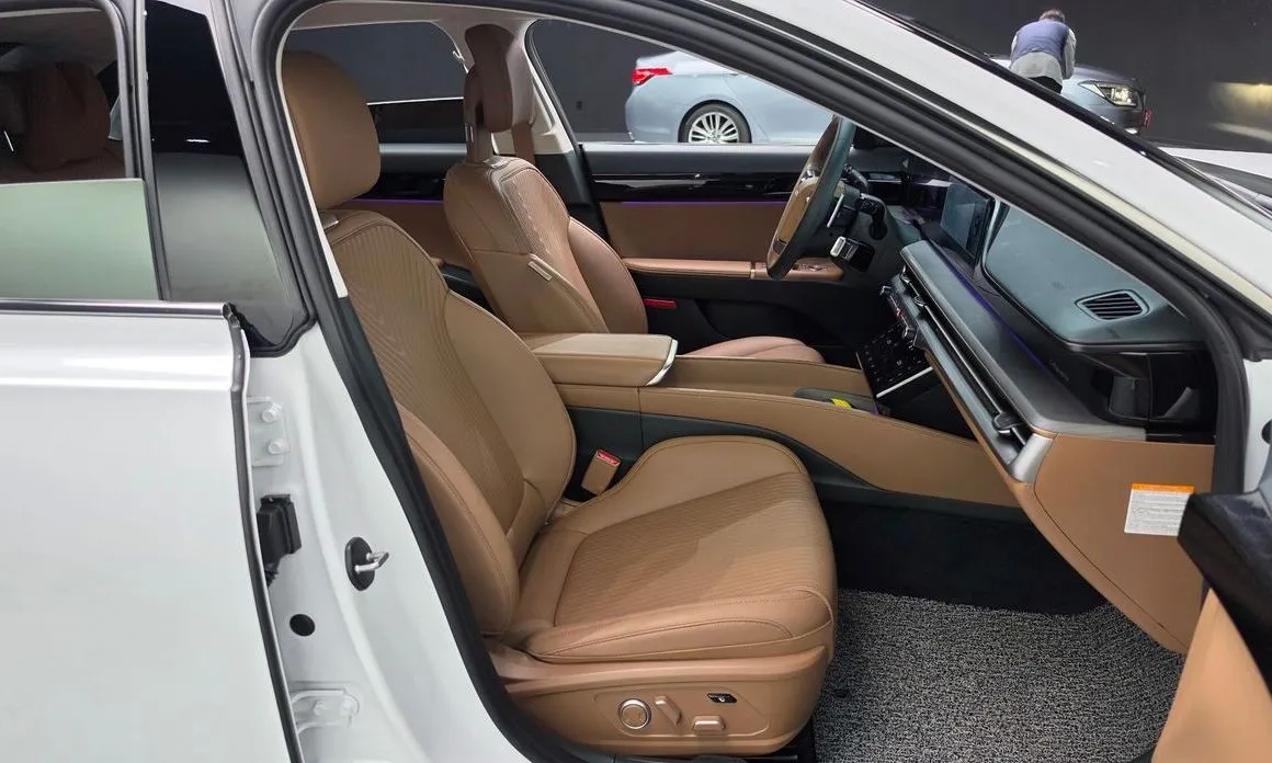 Hyundai Grandeur — фото 10