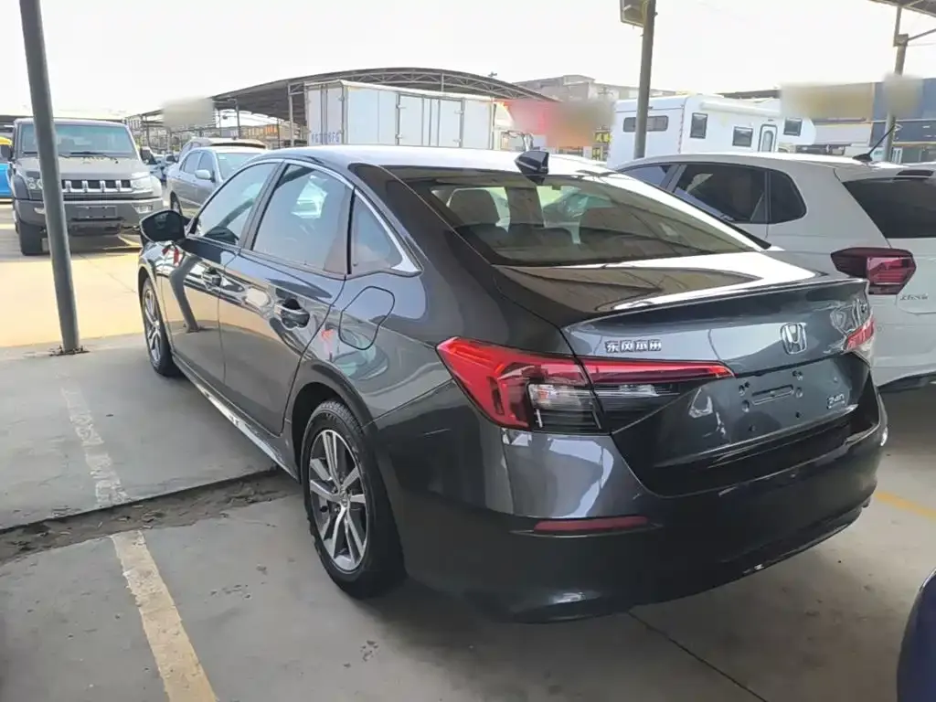 Honda Civic — фото 7