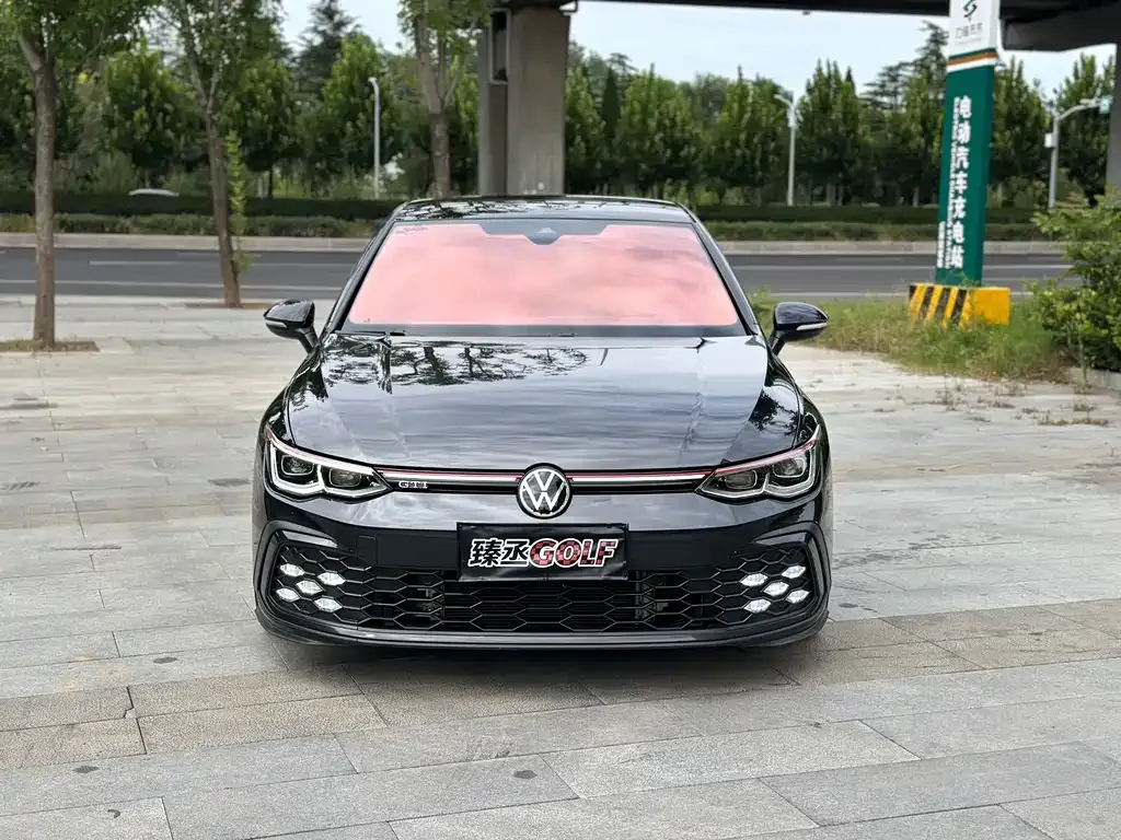 Volkswagen Golf GTI — фото 7