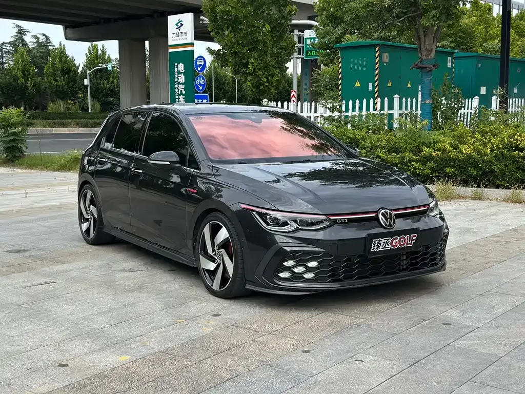 Volkswagen Golf GTI — фото 4
