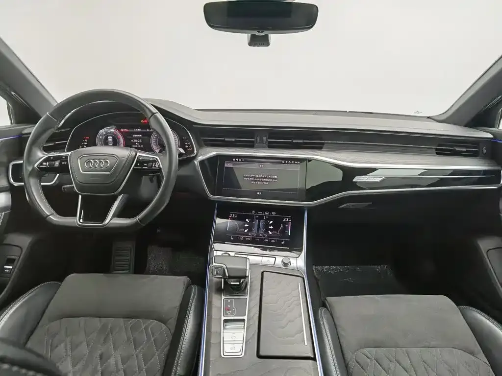 Audi A6L — фото 5