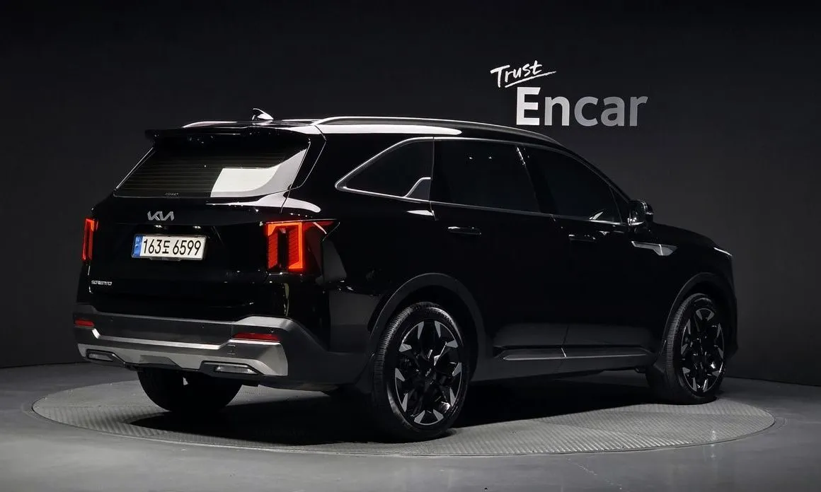 Kia Sorento — фото 3