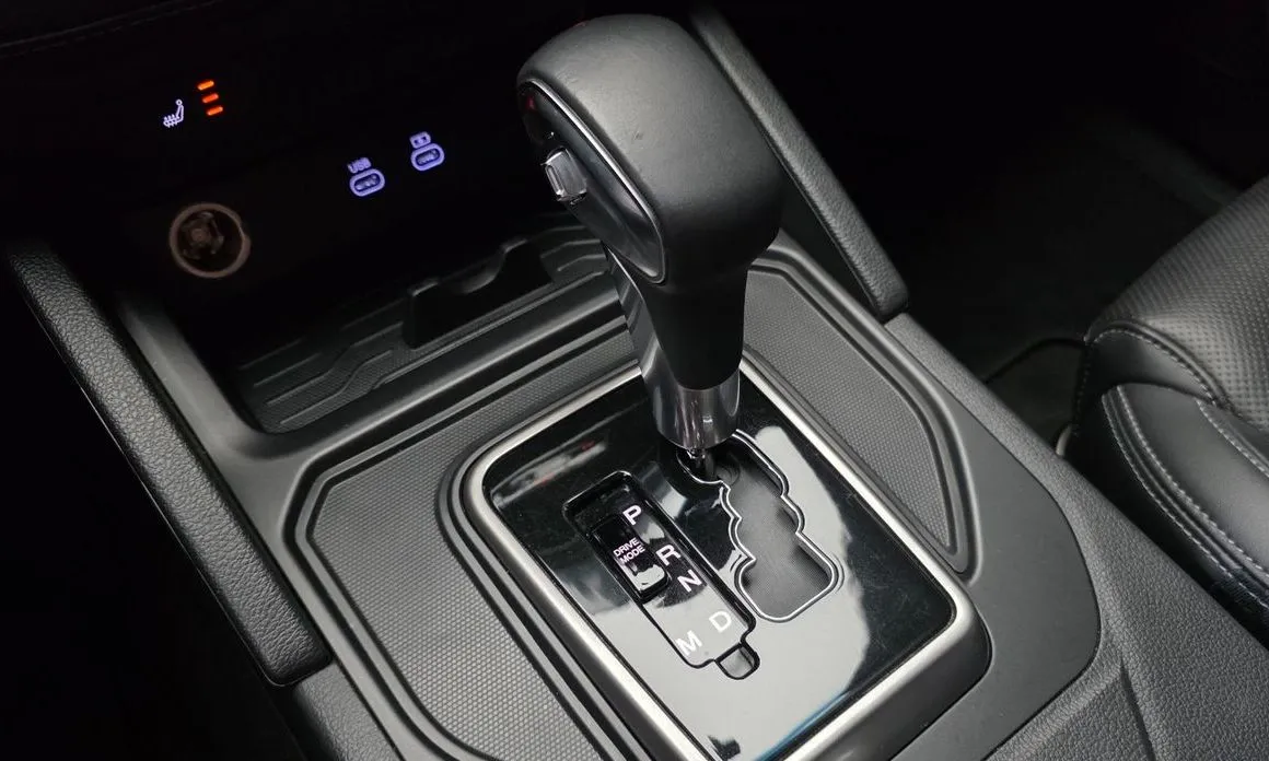 KG Mobility (Ssangyong) Rexton — фото 9