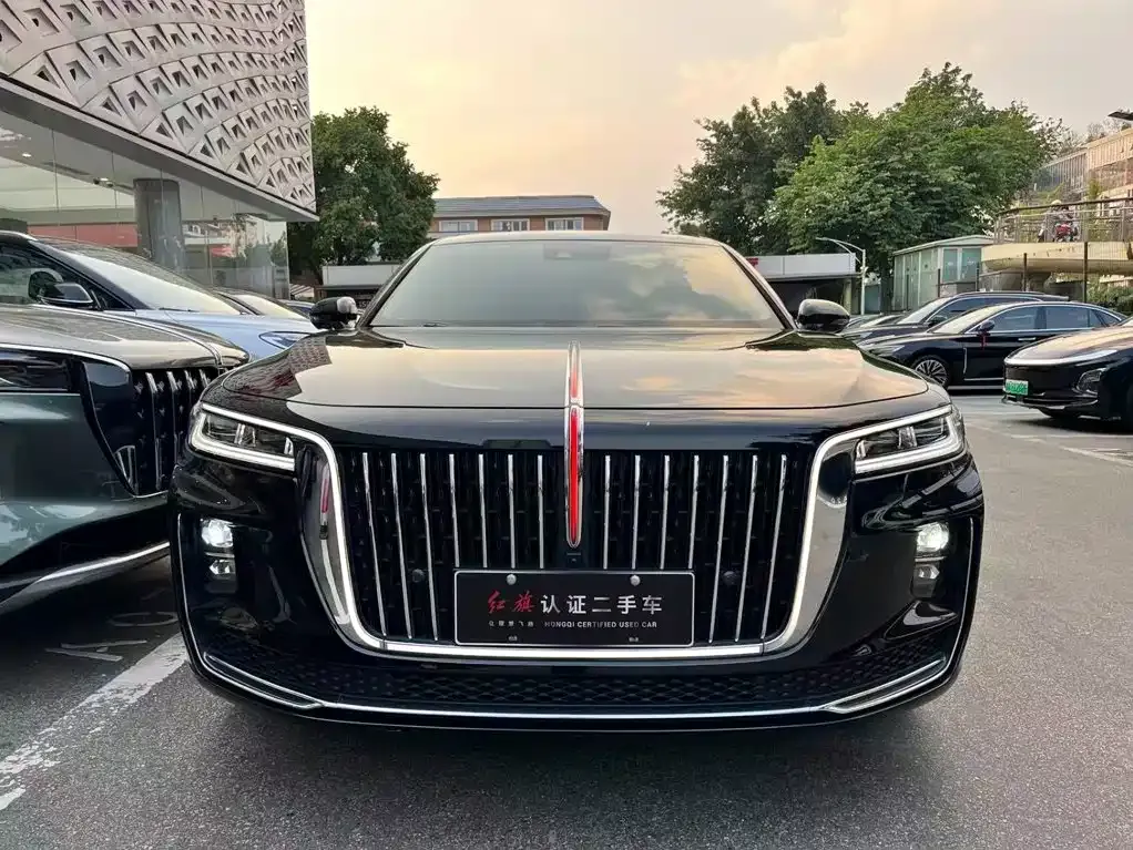 Hongqi H9 — фото 2