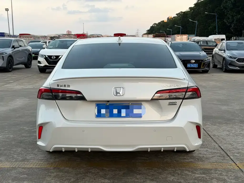 Honda Inspire — фото 4