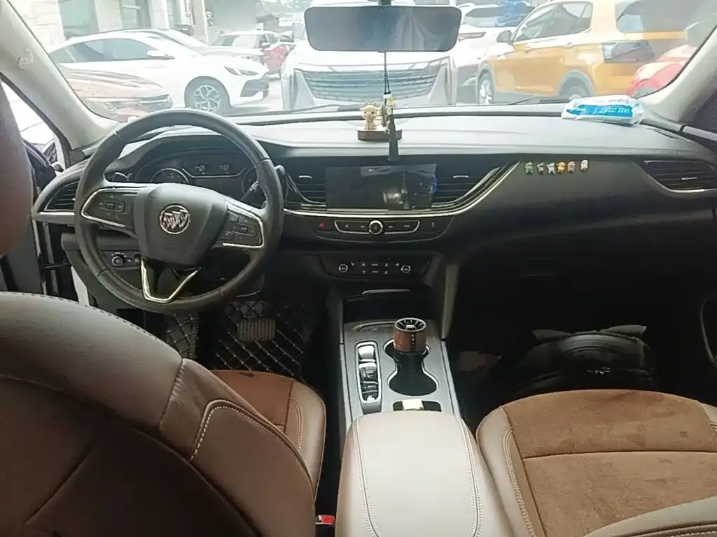 Buick Regal — фото 8
