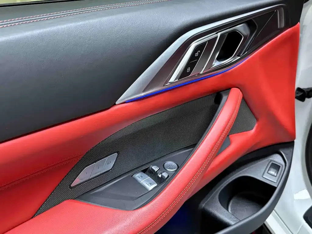 BMW M4 — фото 10
