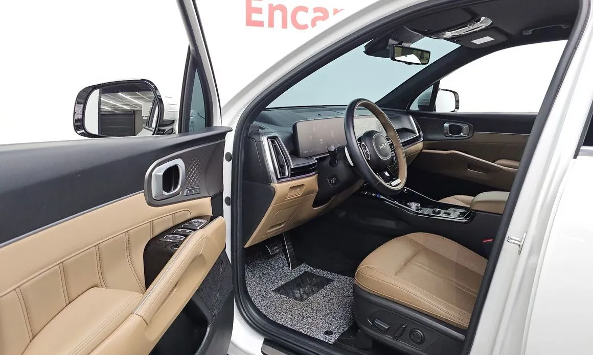 Kia Sorento — фото 6