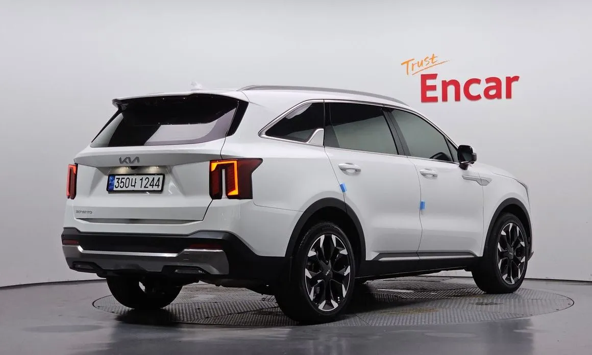 Kia Sorento — фото 4