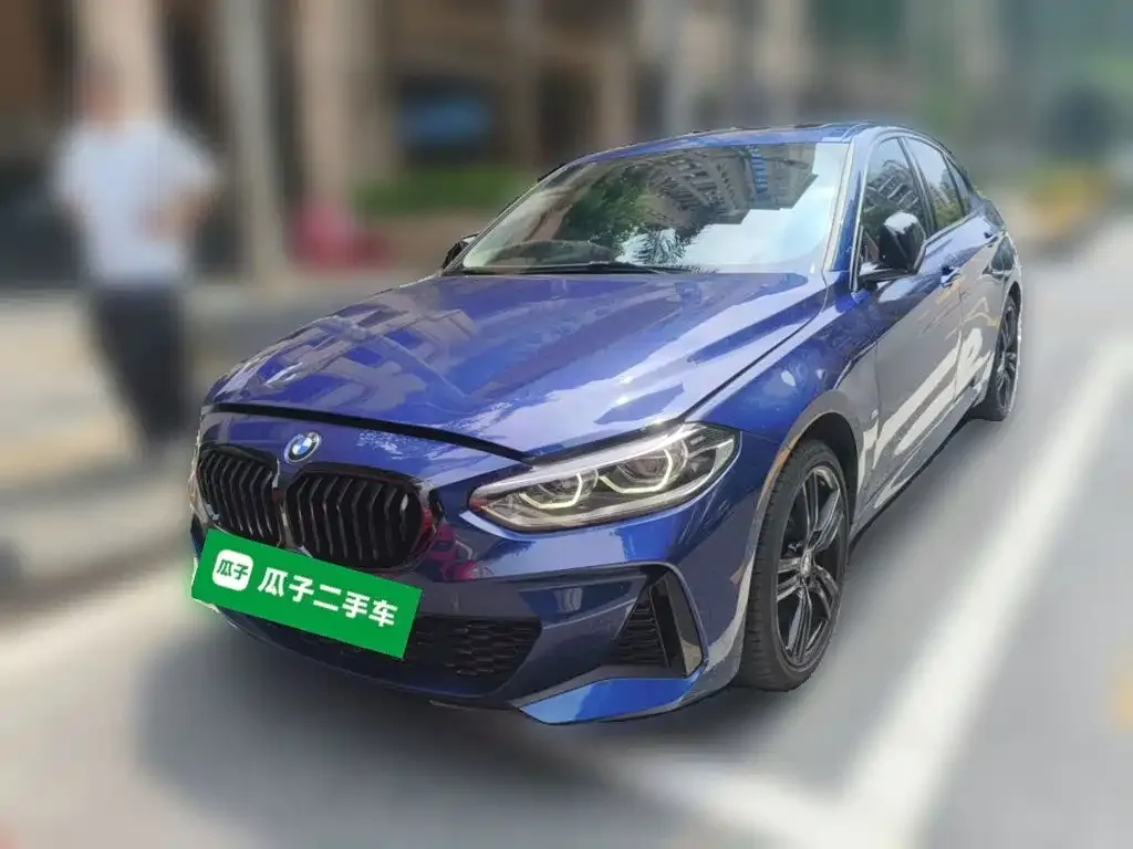 BMW 1 Series — фото 1